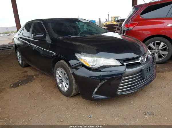 4T1BF1FK8GU579789 2016 TOYOTA CAMRY - Image 1