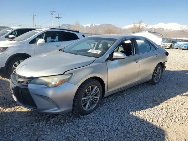 4T1BF1FK8GU580859 2016 TOYOTA CAMRY - Image 1