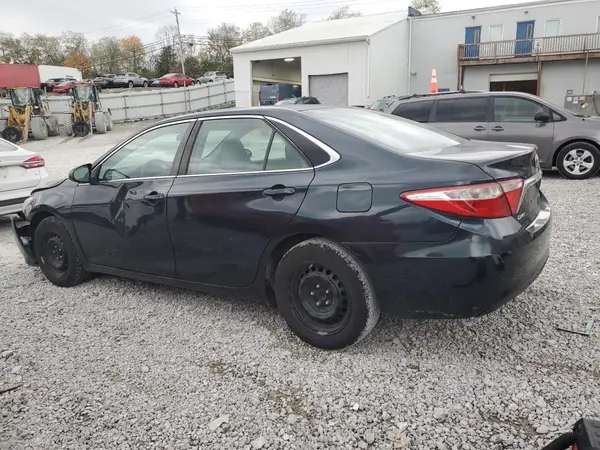 4T1BF1FK8GU581512 2016 TOYOTA CAMRY - Image 2