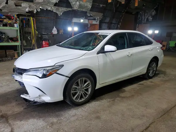 4T1BF1FK8GU581655 2016 TOYOTA CAMRY - Image 1
