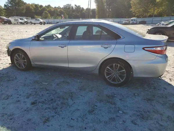 4T1BF1FK8GU585527 2016 TOYOTA CAMRY - Image 2
