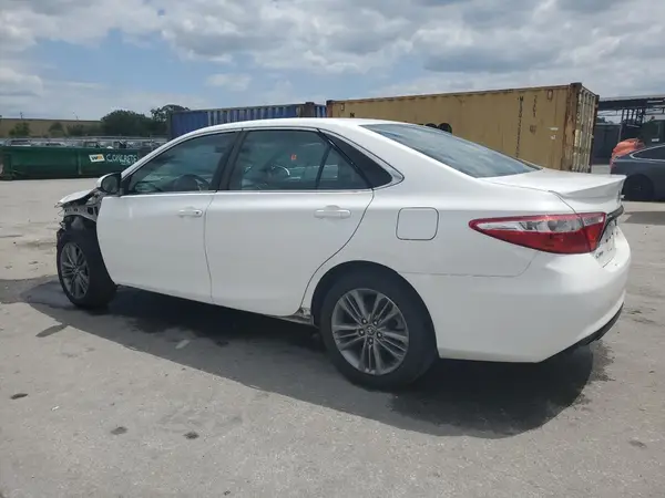 4T1BF1FK8GU587200 2016 TOYOTA CAMRY - Image 2