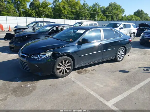 4T1BF1FK8GU588248 2016 TOYOTA CAMRY - Image 2
