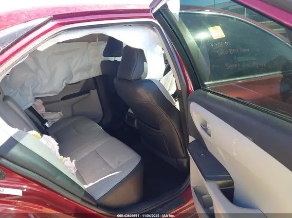 4T1BF1FK8GU588864 2016 TOYOTA CAMRY - Image 8
