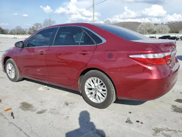 4T1BF1FK8GU588881 2016 TOYOTA CAMRY - Image 2
