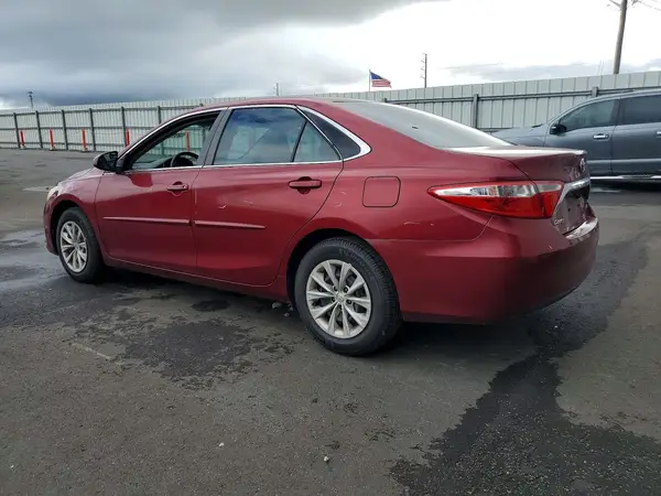 4T1BF1FK8GU589867 2016 TOYOTA CAMRY - Image 2