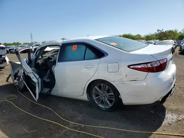 4T1BF1FK8GU590761 2016 TOYOTA CAMRY - Image 2