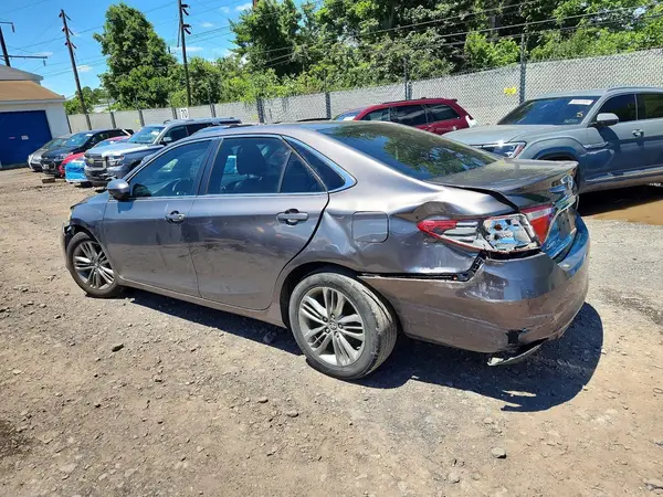 4T1BF1FK8GU592610 2016 TOYOTA CAMRY - Image 2