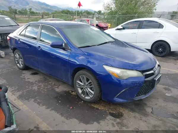 4T1BF1FK8GU594714 2016 TOYOTA CAMRY - Image 1