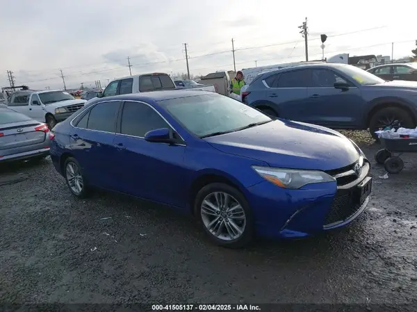 4T1BF1FK8GU602097 2016 TOYOTA CAMRY - Image 1