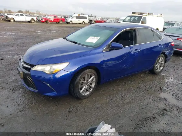 4T1BF1FK8GU602097 2016 TOYOTA CAMRY - Image 2