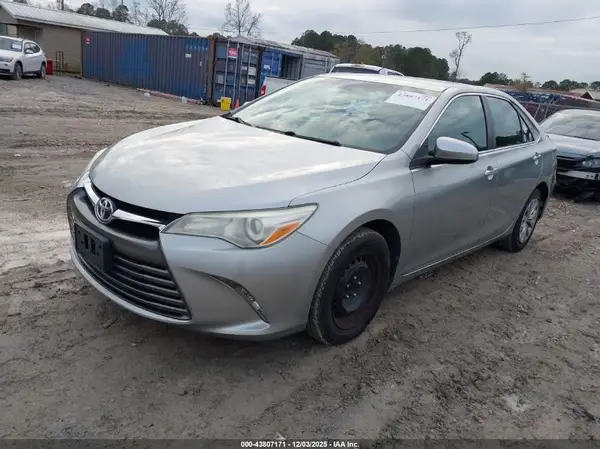 4T1BF1FK8GU602309 2016 TOYOTA CAMRY - Image 2