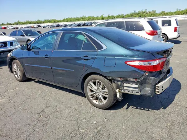 4T1BF1FK8GU604965 2016 TOYOTA CAMRY - Image 2