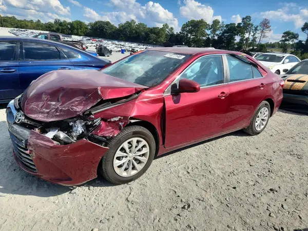 4T1BF1FK8GU607641 2016 TOYOTA CAMRY - Image 1