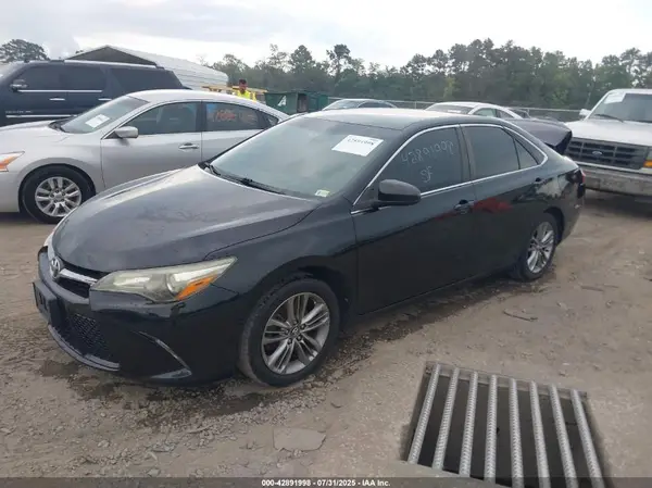 4T1BF1FK8GU611222 2016 TOYOTA CAMRY - Image 2