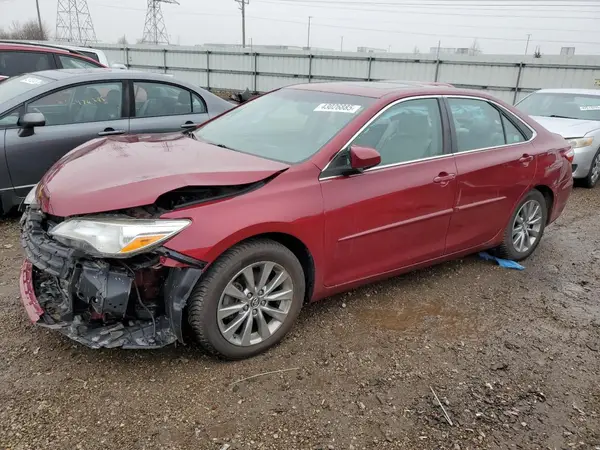 4T1BF1FK8GU611768 2016 TOYOTA CAMRY - Image 1