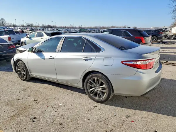 4T1BF1FK8GU612239 2016 TOYOTA CAMRY - Image 2