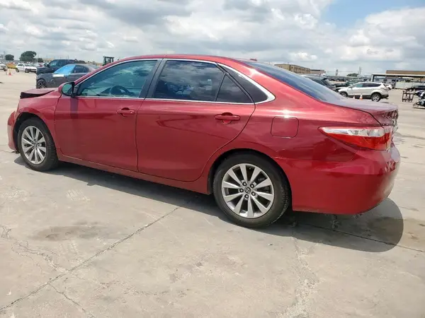 4T1BF1FK8GU614444 2016 TOYOTA CAMRY - Image 2