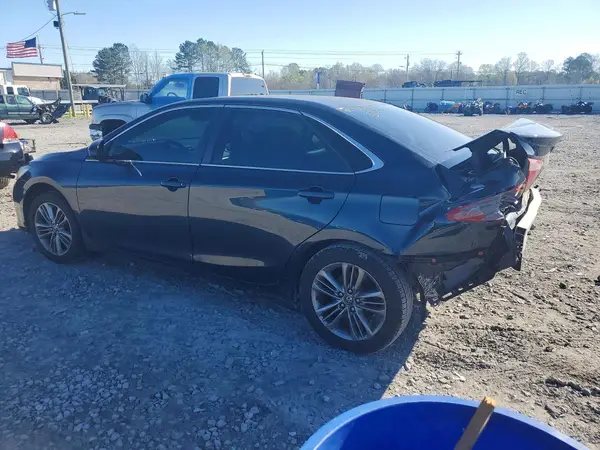 4T1BF1FK8HU268946 2017 TOYOTA CAMRY - Image 2