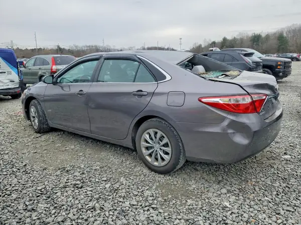 4T1BF1FK8HU270048 2017 TOYOTA CAMRY - Image 2