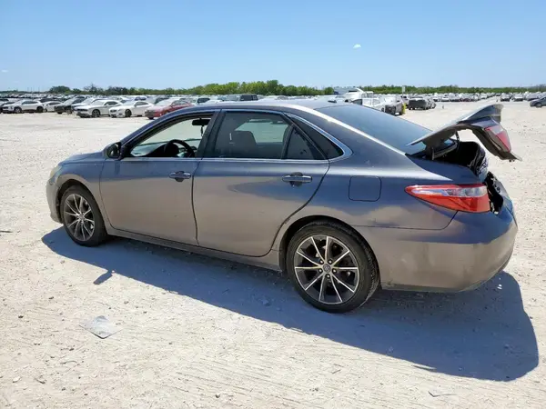 4T1BF1FK8HU274276 2017 TOYOTA CAMRY - Image 2