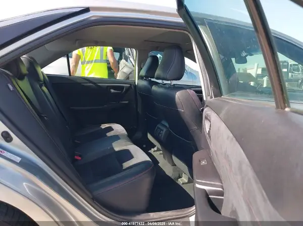 4T1BF1FK8HU275248 2017 TOYOTA CAMRY - Image 8