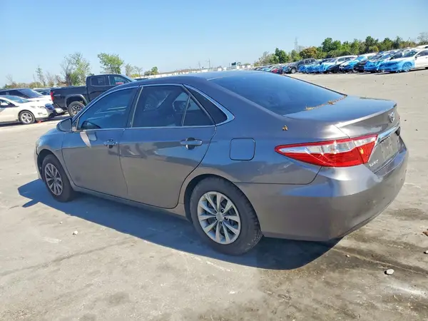 4T1BF1FK8HU277274 2017 TOYOTA CAMRY - Image 2