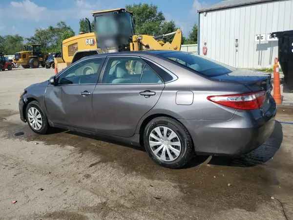 4T1BF1FK8HU277646 2017 TOYOTA CAMRY - Image 2