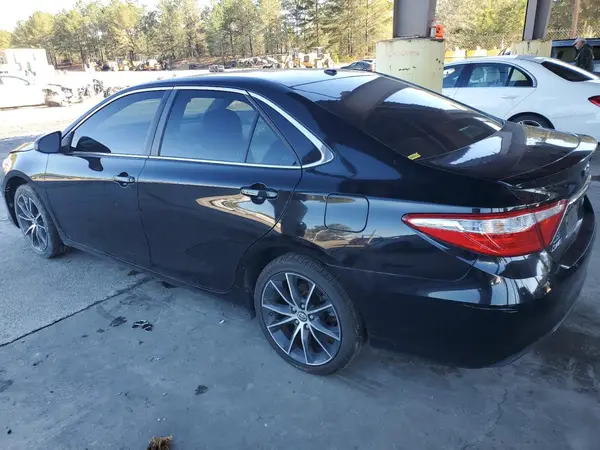 4T1BF1FK8HU283284 2017 TOYOTA CAMRY - Image 2