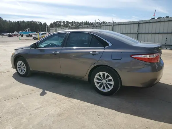 4T1BF1FK8HU287478 2017 TOYOTA CAMRY - Image 2