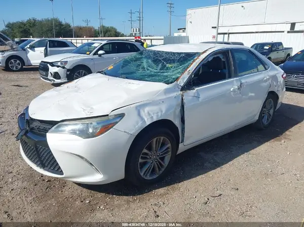 4T1BF1FK8HU292101 2017 TOYOTA CAMRY - Image 2