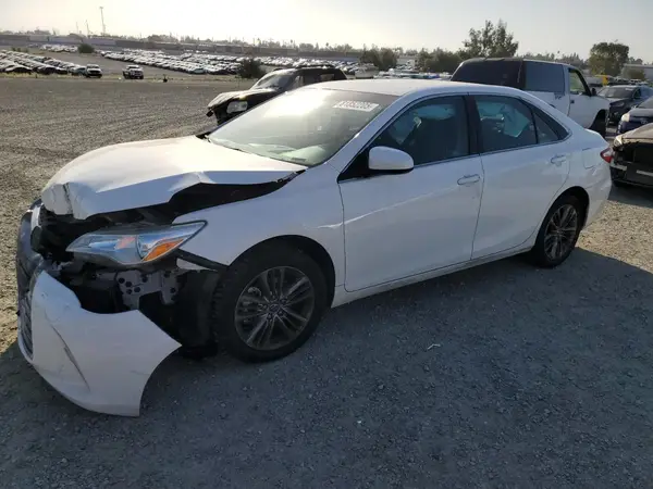 4T1BF1FK8HU292793 2017 TOYOTA CAMRY - Image 1