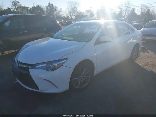 4T1BF1FK8HU293264 2017 TOYOTA CAMRY - Image 2