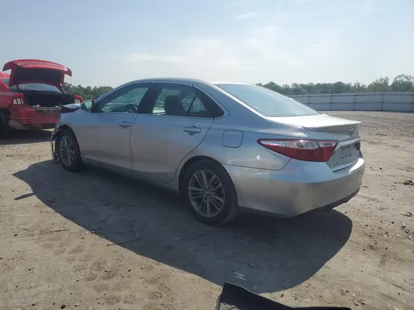 4T1BF1FK8HU293975 2017 TOYOTA CAMRY - Image 2