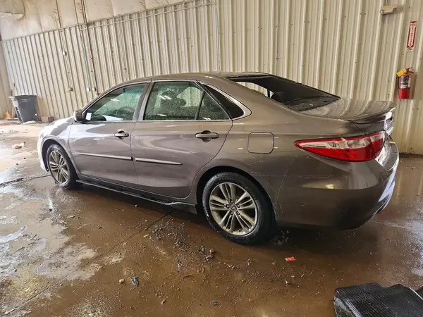 4T1BF1FK8HU294155 2017 TOYOTA CAMRY - Image 2