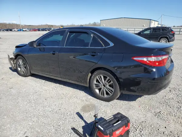 4T1BF1FK8HU294446 2017 TOYOTA CAMRY - Image 2