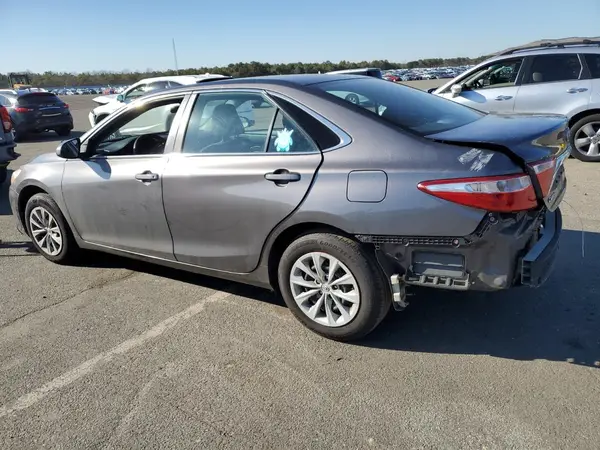 4T1BF1FK8HU296519 2017 TOYOTA CAMRY - Image 2