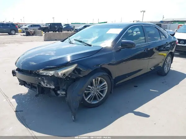 4T1BF1FK8HU298576 2017 TOYOTA CAMRY - Image 2