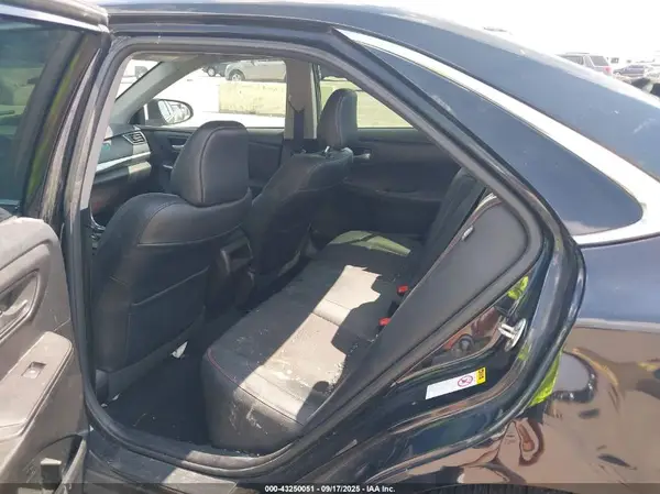 4T1BF1FK8HU298576 2017 TOYOTA CAMRY - Image 8