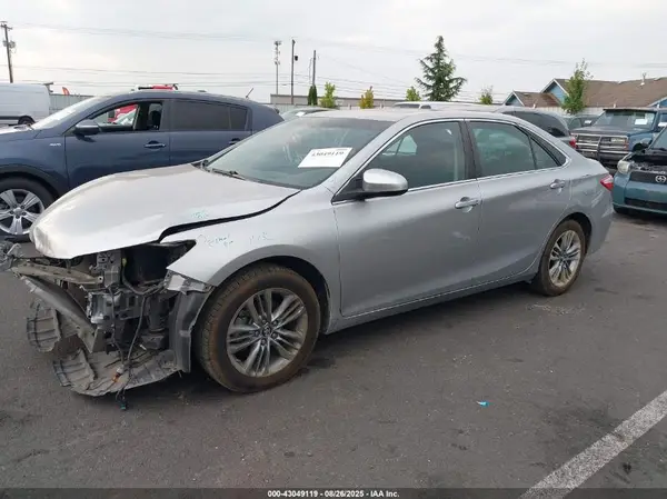 4T1BF1FK8HU298755 2017 TOYOTA CAMRY - Image 2