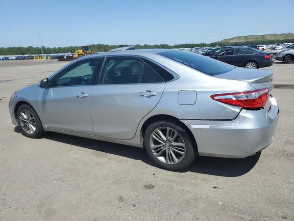 4T1BF1FK8HU300116 2017 TOYOTA CAMRY - Image 2