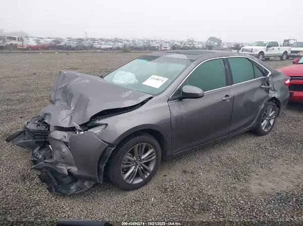 4T1BF1FK8HU303226 2017 TOYOTA CAMRY - Image 2