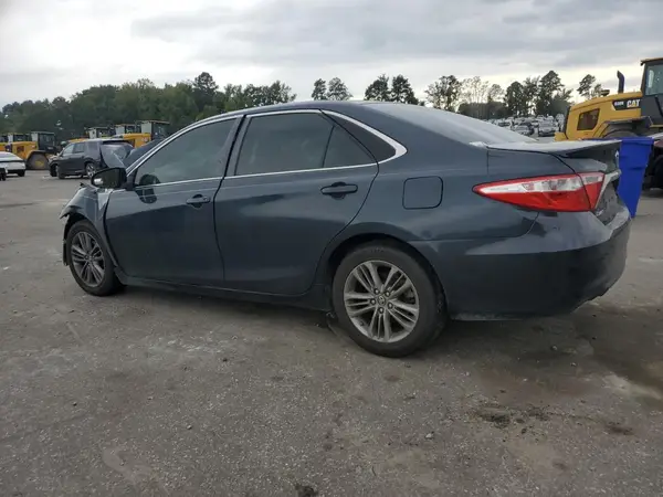4T1BF1FK8HU304070 2017 TOYOTA CAMRY - Image 2