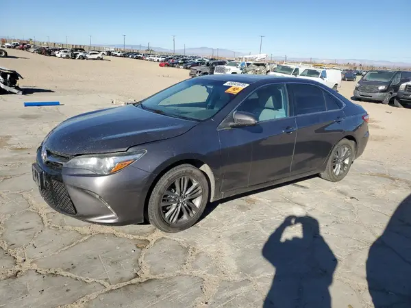 4T1BF1FK8HU305753 2017 TOYOTA CAMRY - Image 1