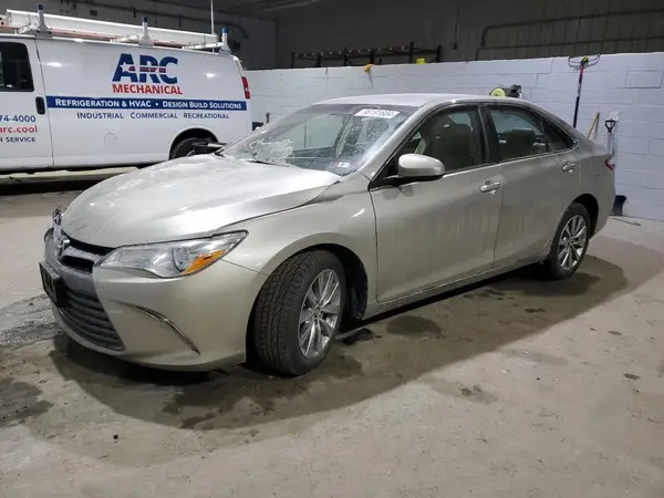 4T1BF1FK8HU305901 2017 TOYOTA CAMRY - Image 1