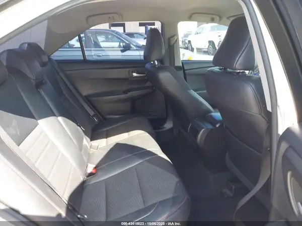 4T1BF1FK8HU306045 2017 TOYOTA CAMRY - Image 8