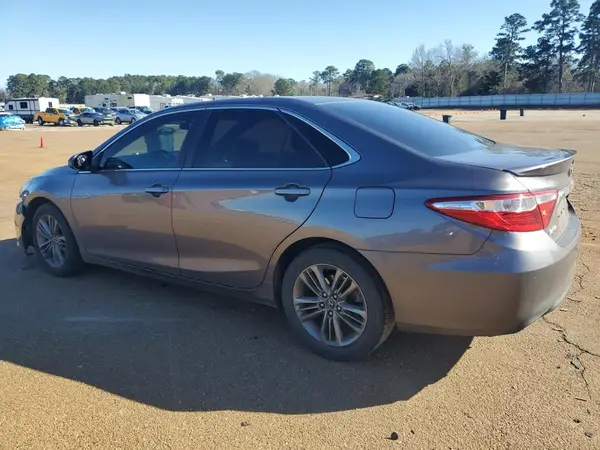 4T1BF1FK8HU306420 2017 TOYOTA CAMRY - Image 2