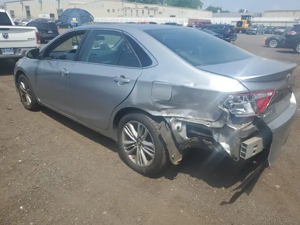 4T1BF1FK8HU306496 2017 TOYOTA CAMRY - Image 2