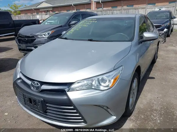 4T1BF1FK8HU308880 2017 TOYOTA CAMRY - Image 2
