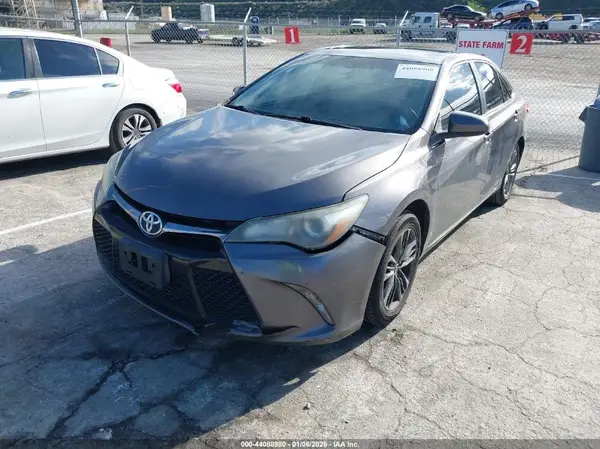 4T1BF1FK8HU309446 2017 TOYOTA CAMRY - Image 2